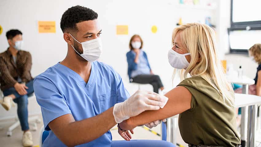 How do Vaccines and Face Masks Work